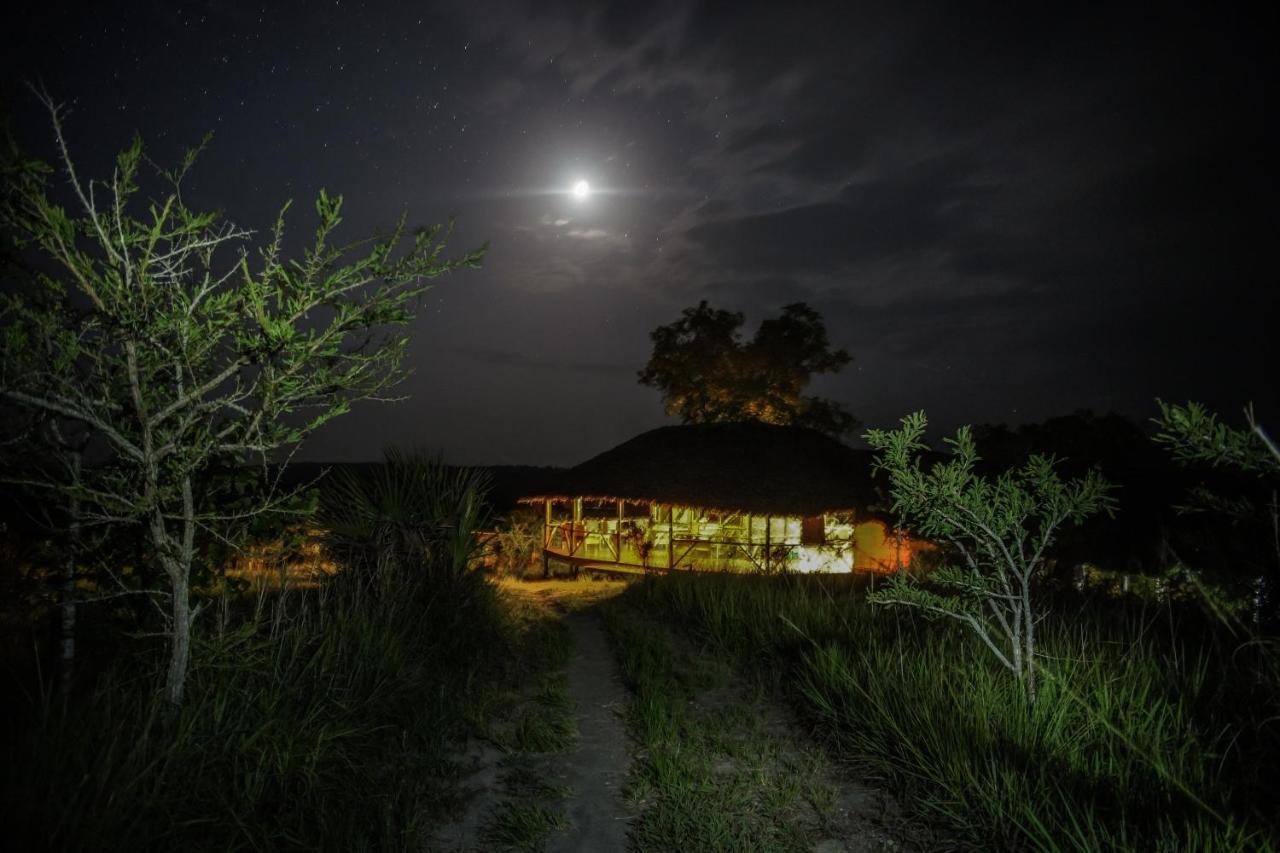 Вилла Miseni Retreat Saadani Экстерьер фото